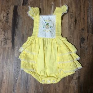 Well Dressed Wolf Pineapple Bubble